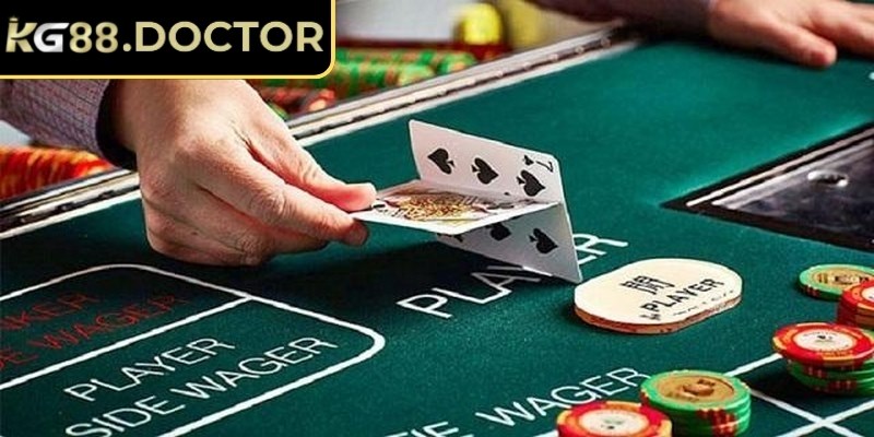 Baccarat KG88 – Hướng Dẫn Chi Tiết Cách Chơi, Mẹo Thắng Lớn 3 Sau khi chia bài, bên nào có tổng điểm gần 9 nhất thì sẽ giành chiến thắng