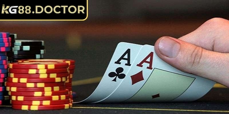 Xì Dách KG88 – Trải Nghiệm Cân Não Người Yêu Chiến Thuật 2 Khi điểm thấp và xác suất lên điểm cao thì nên rút